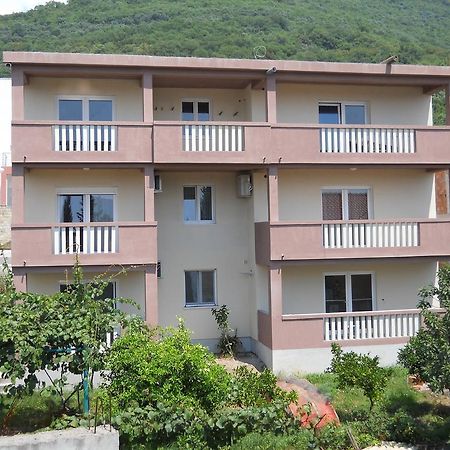 Apartments Mira Tivat Exterior foto