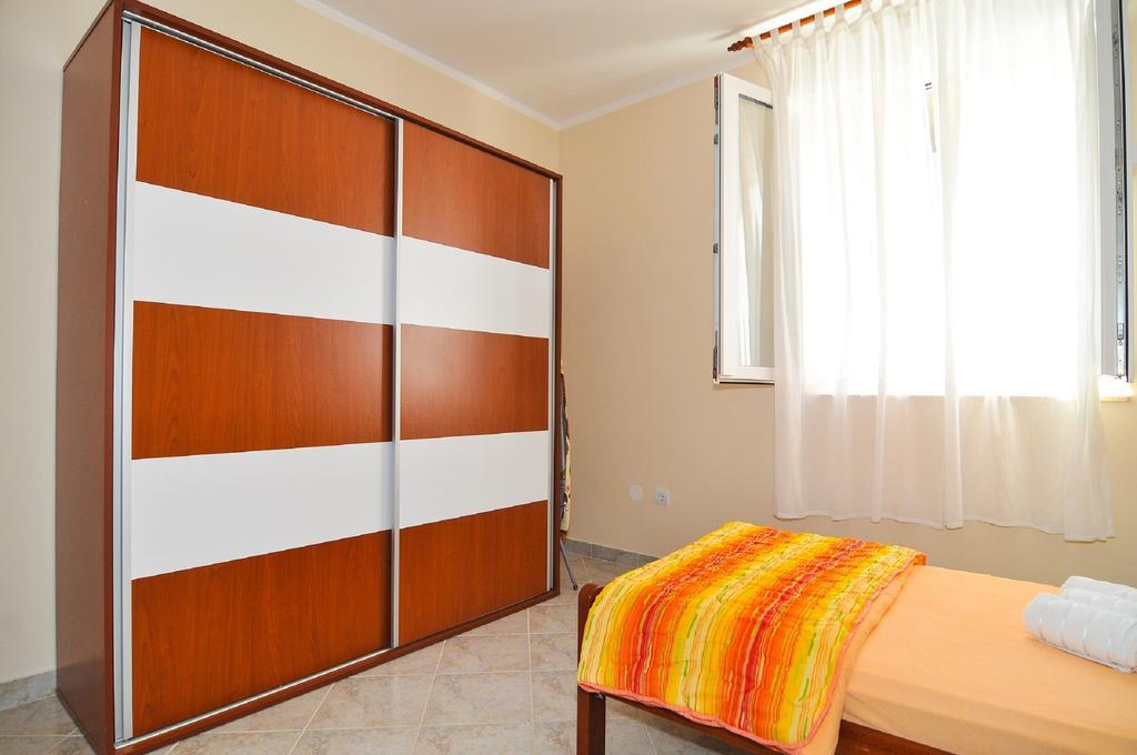 Apartments Mira Tivat Exterior foto
